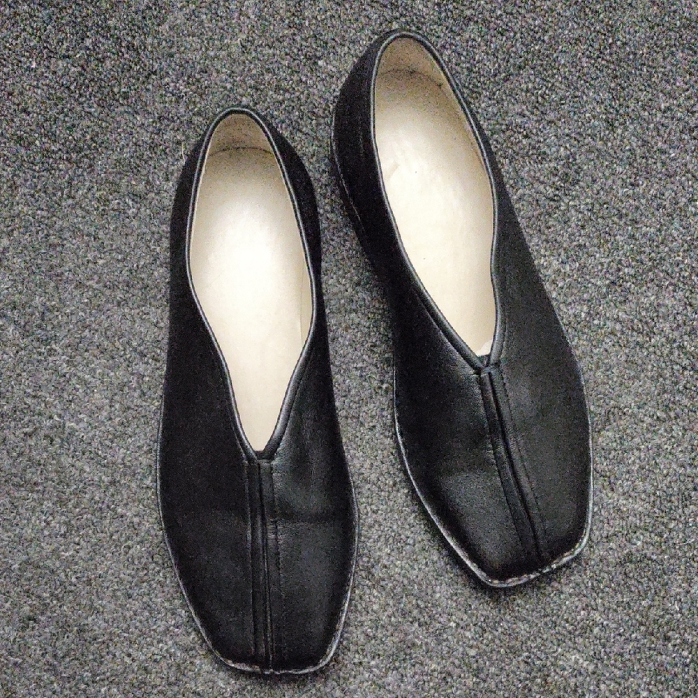 Designer Inspired Leather Piped Loafers